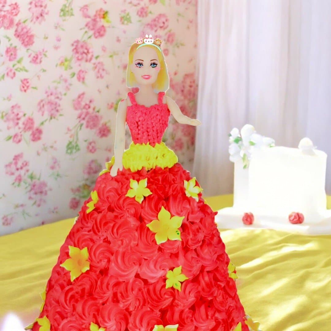 Floral Doll Cake featuring intricate floral designs by BetterGiftFlowers, perfect for gifting.
